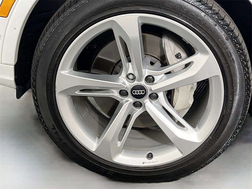 Used 2019 Audi Q7 3.0T Prestige w/ Prestige Package image 32