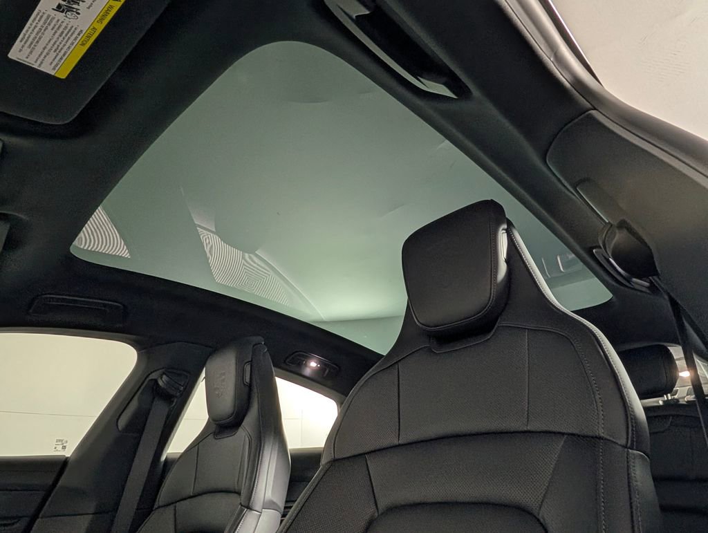 New 2026 Porsche Taycan image 30