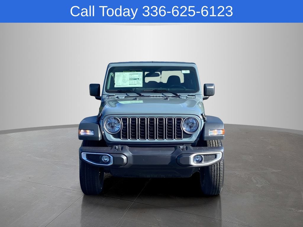 New 2026 Jeep Gladiator Sport AWD/4WD image 4