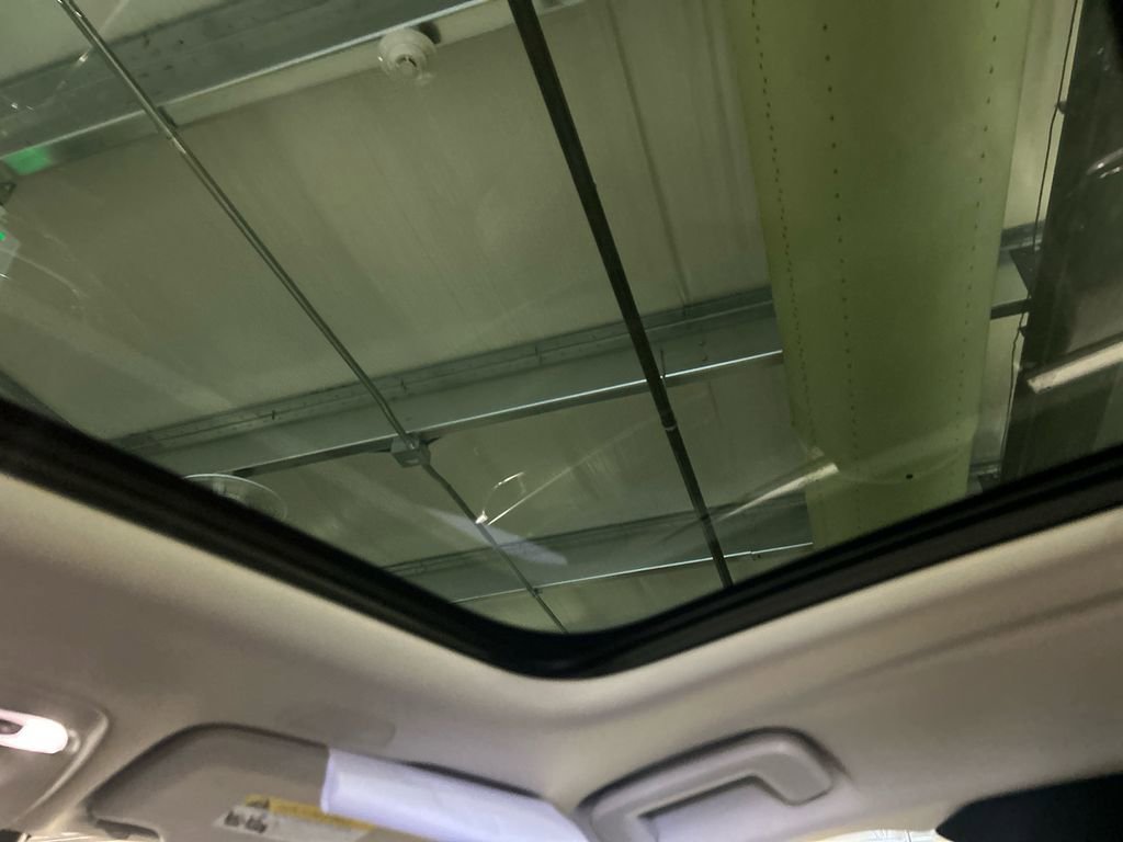 Used 2020 Volvo S90 T6 Momentum w/ Protection Package Premier image 28