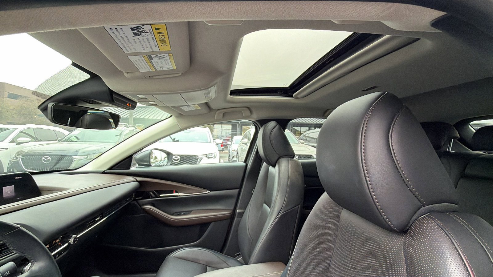 Used 2020 MAZDA CX-30 AWD w/ Premium Package image 16