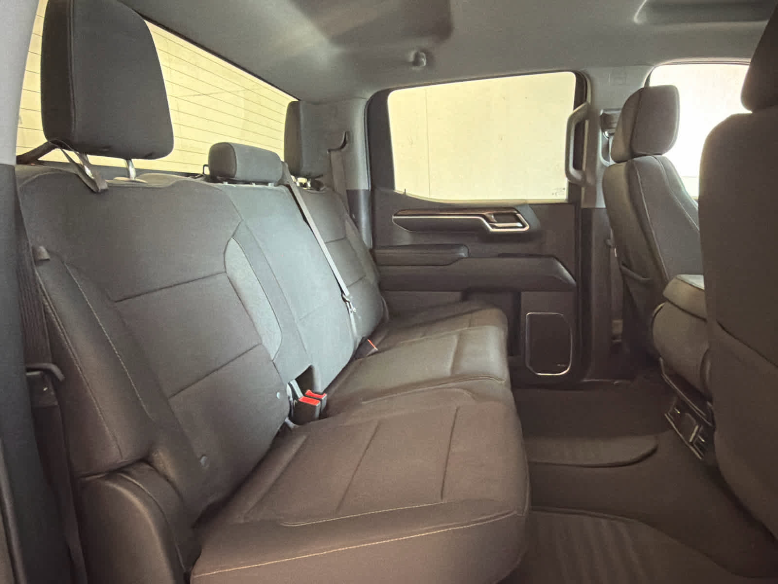 Used 2025 Chevrolet Silverado 1500 LT image 28