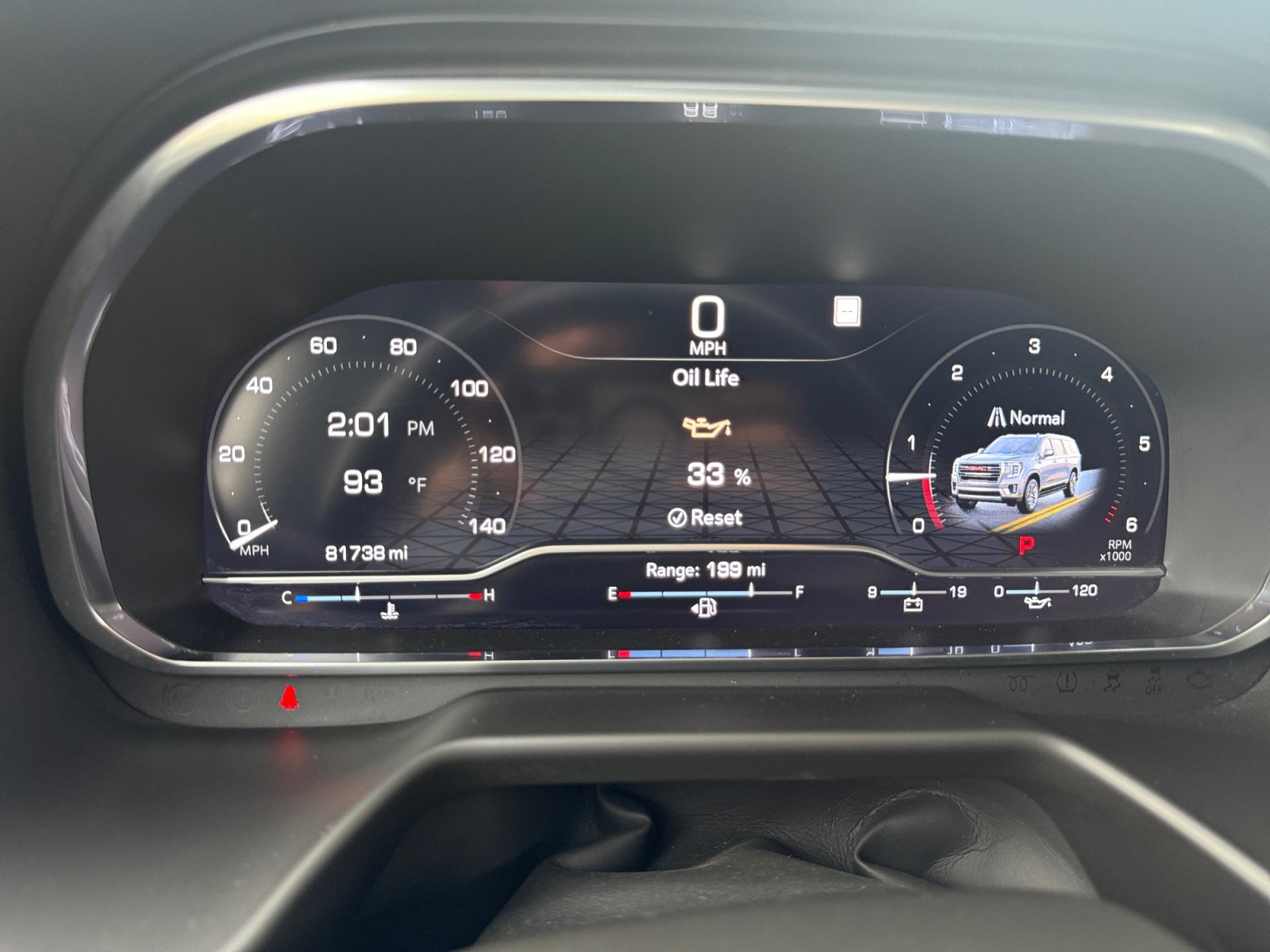 Used 2018 GMC Yukon Denali AWD/4WD image 17