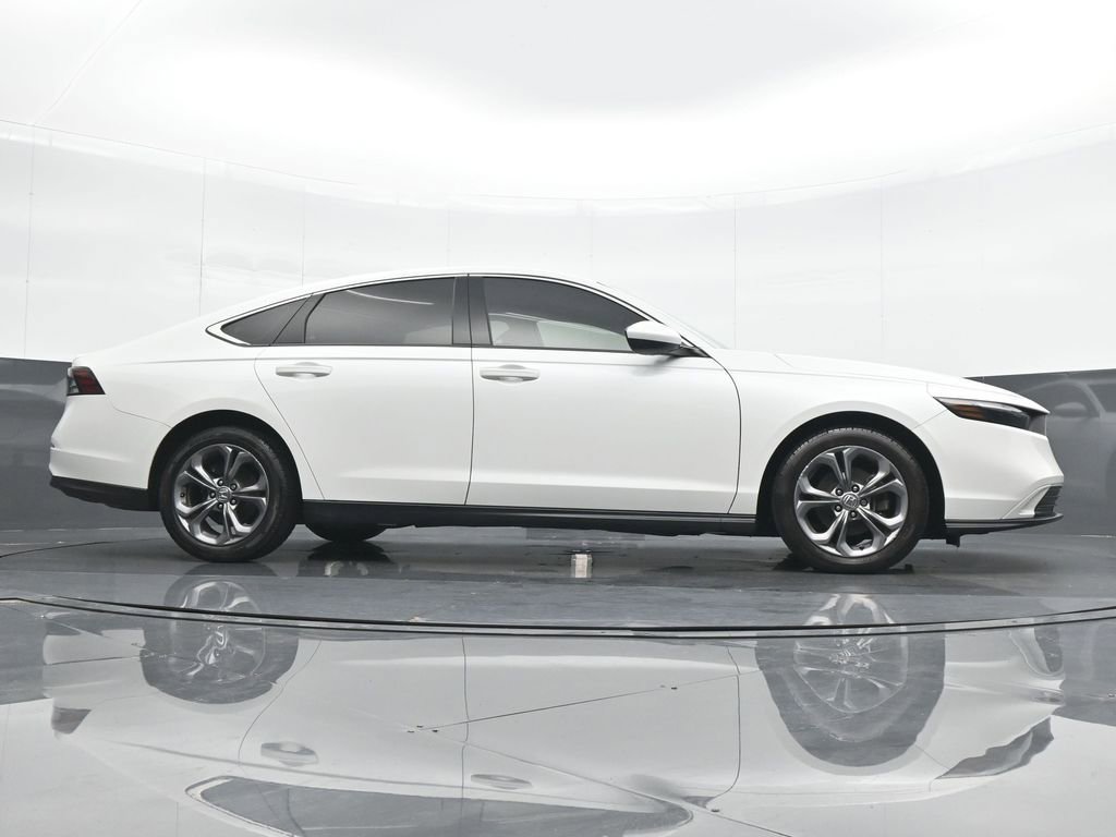 Used 2024 Honda Accord EX image 22