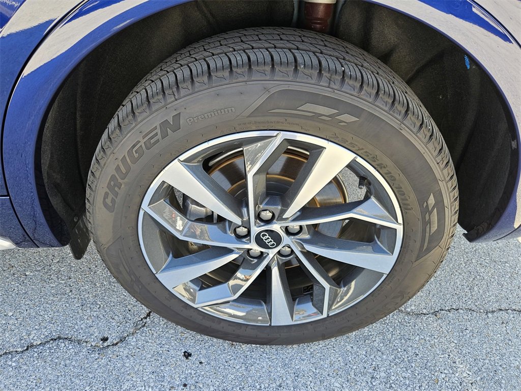 Used 2025 Audi Q5 2.0T Premium Plus w/ Premium Plus Package image 44