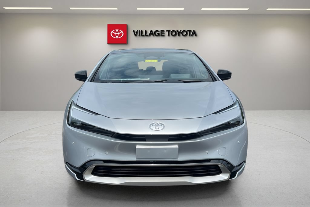 New 2026 Toyota Prius Plug-In Hybrid FWD image 8