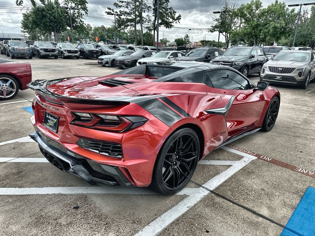 Used 2024 Chevrolet Corvette Z06 w/ Stealth Interior Trim Package RWD image 11