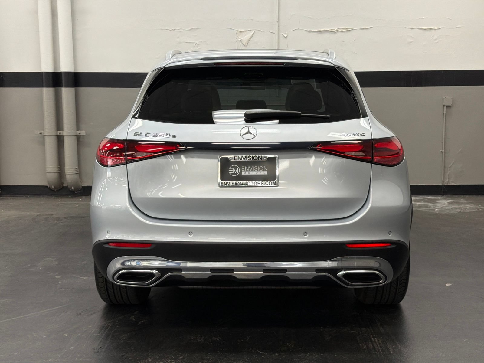 Used 2025 Mercedes-Benz GLC 350e 4MATIC image 11
