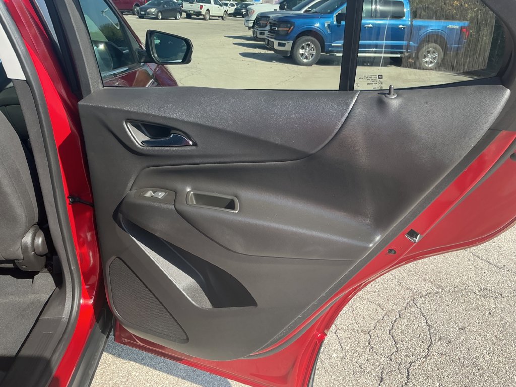 Used 2022 Chevrolet Equinox LT FWD image 19