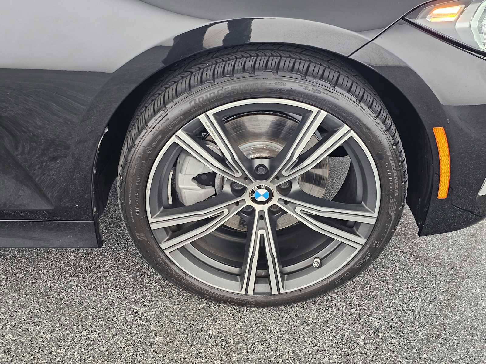 Used 2023 BMW 330i Sedan w/ Convenience Package RWD image 9