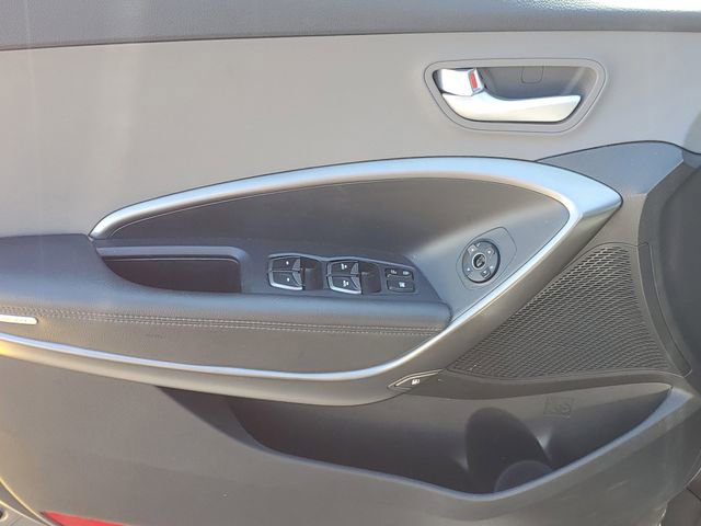 Used 2017 Hyundai Santa Fe Sport FWD image 14