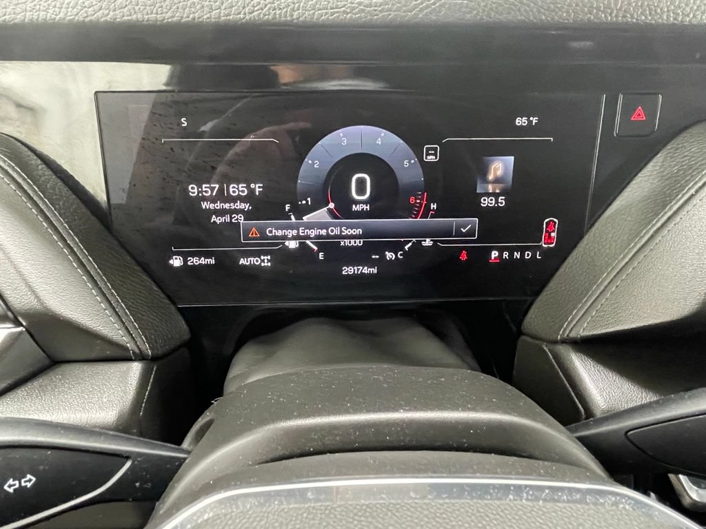 Used 2025 GMC Yukon Denali AWD/4WD image 32