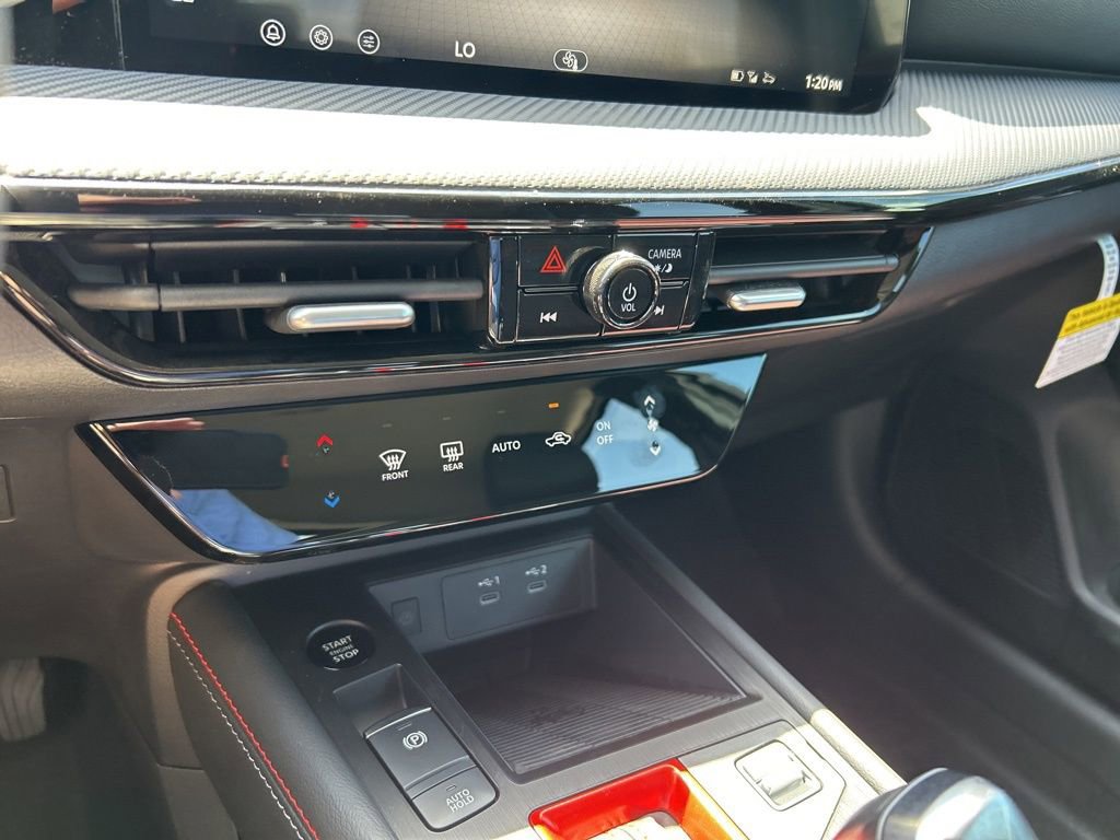 New 2026 Nissan Kicks SR image 35