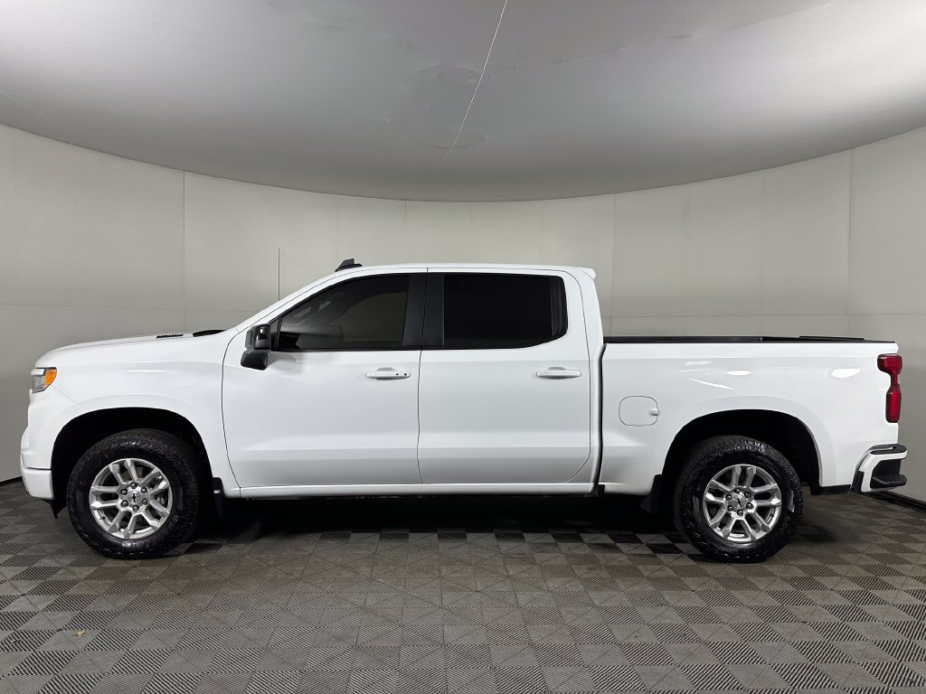 Used 2024 Chevrolet Silverado 1500 RST AWD/4WD image 2