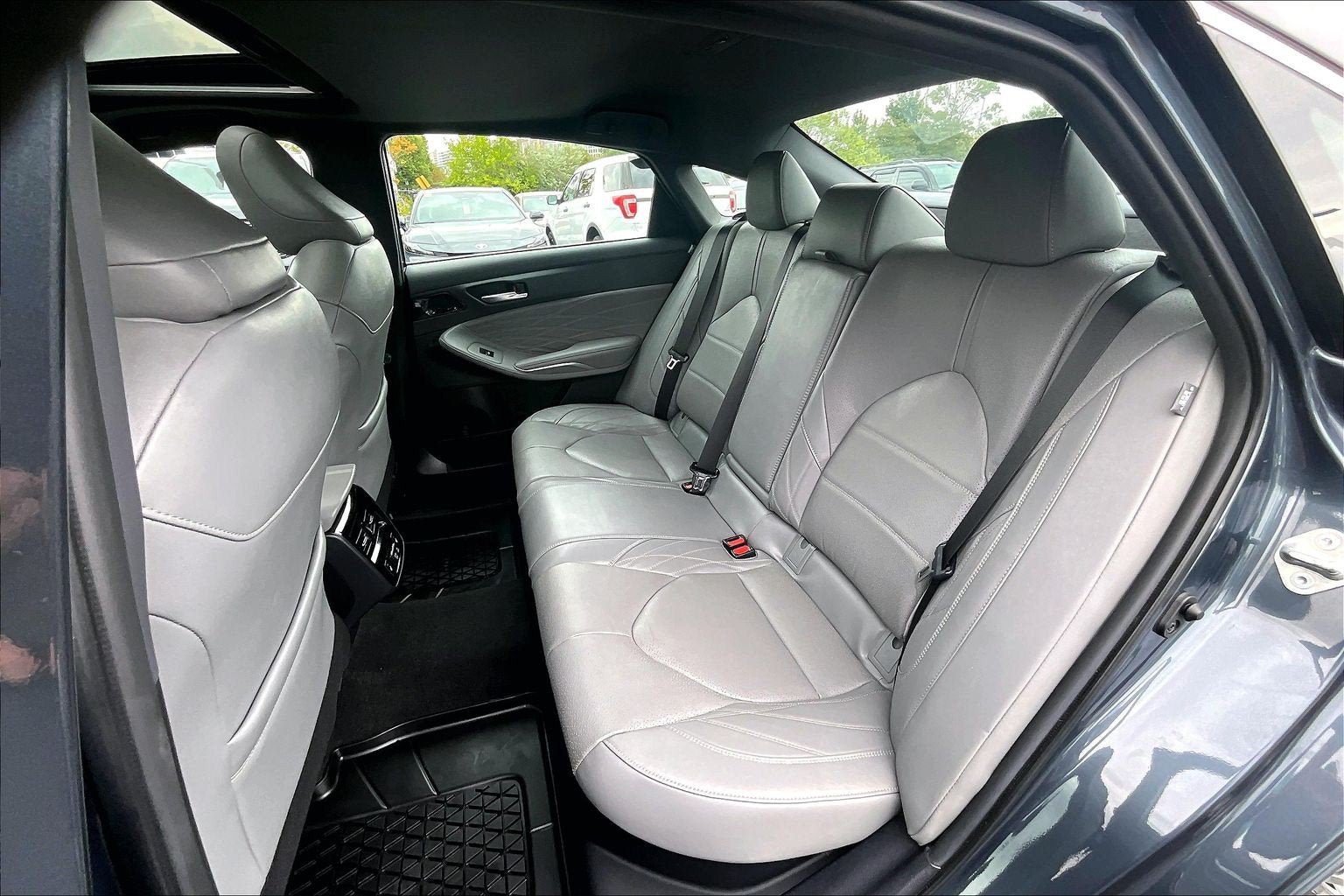 Used 2021 Toyota Avalon Limited w/ Advanced Safety Package FWD image 25