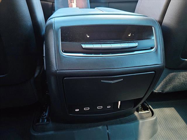 Used 2025 Cadillac Escalade Sport Platinum w/ LPO, Floor Liner Package AWD/4WD image 18