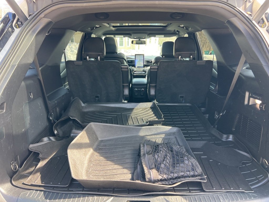 Used 2020 Ford Explorer ST w/ ST Street Pack image 27