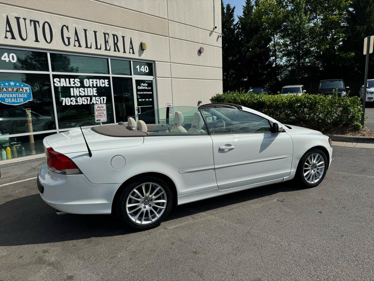 Used 2009 Volvo C70 T5 FWD image 37