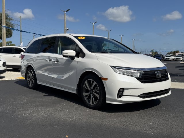 Certified 2023 Honda Odyssey Touring image 2