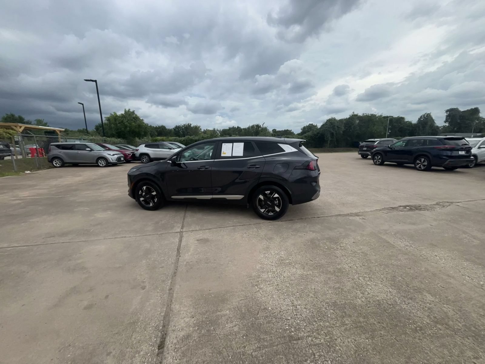 Used 2026 Kia Sportage LX FWD image 9