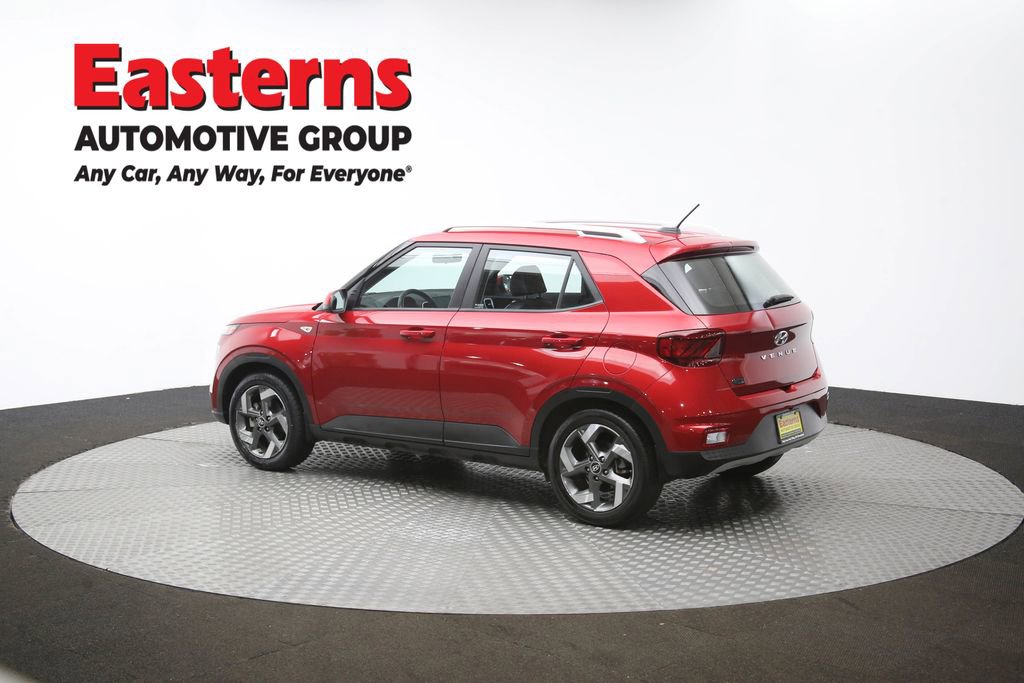 Used 2023 Hyundai Venue Limited image 64