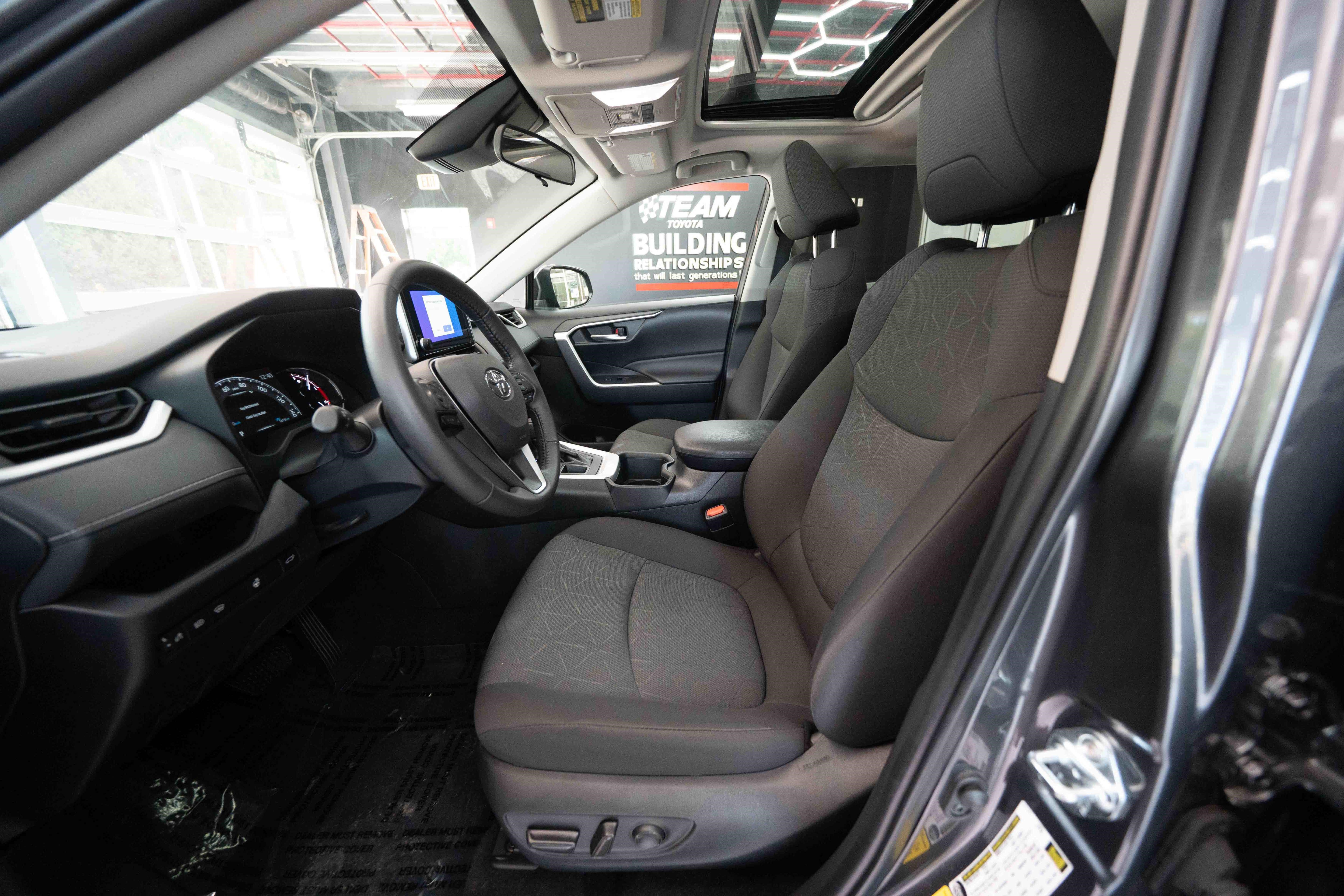 Certified 2023 Toyota RAV4 XLE w/ Convenience Package AWD/4WD image 11