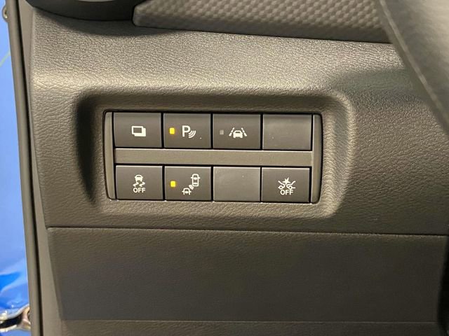 New 2025 Nissan Kicks Play S image 19