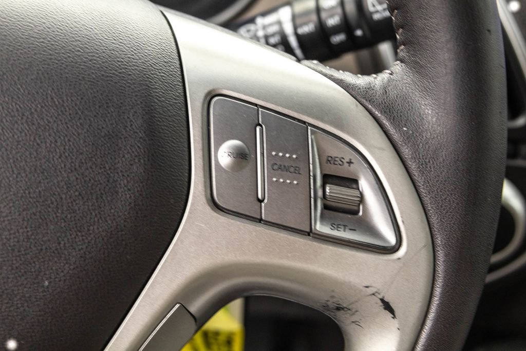 Used 2013 Hyundai Tucson GLS image 17