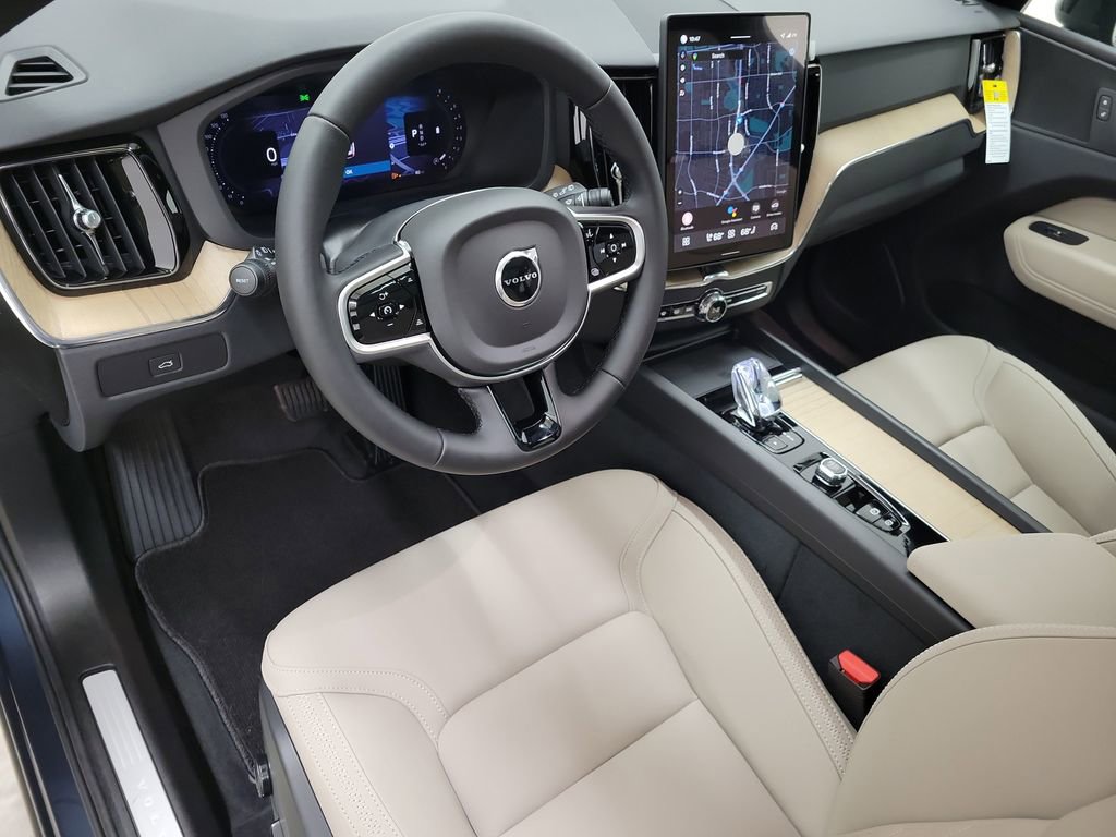 New 2026 Volvo XC60 B5 Plus w/ Protection Package Premier AWD/4WD image 20
