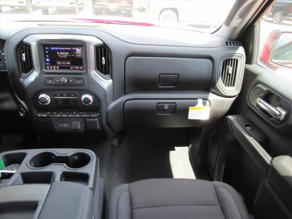 New 2026 GMC Sierra 1500 Pro w/ Graphite Edition image 13