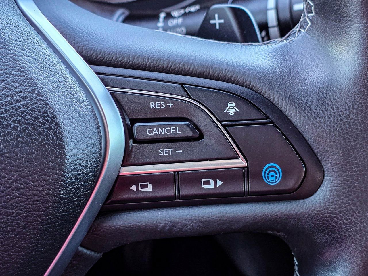 Used 2025 INFINITI QX55 Essential image 25