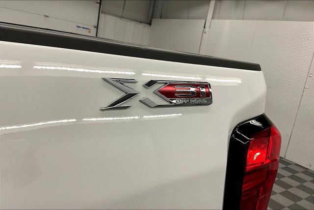 Used 2024 GMC Sierra 3500 SLE w/ SLE Convenience Package AWD/4WD image 23