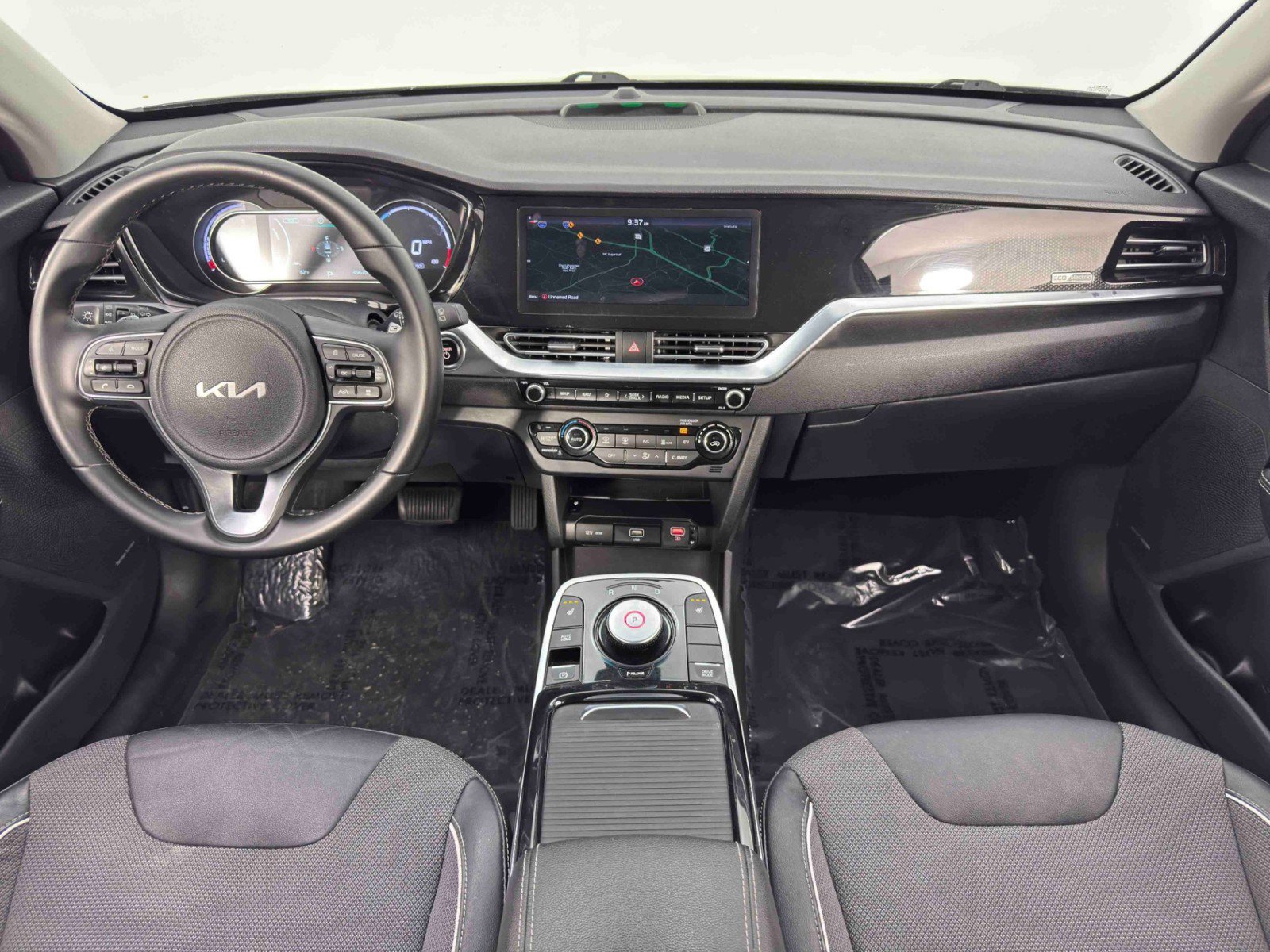 Used 2022 Kia Niro EX image 11