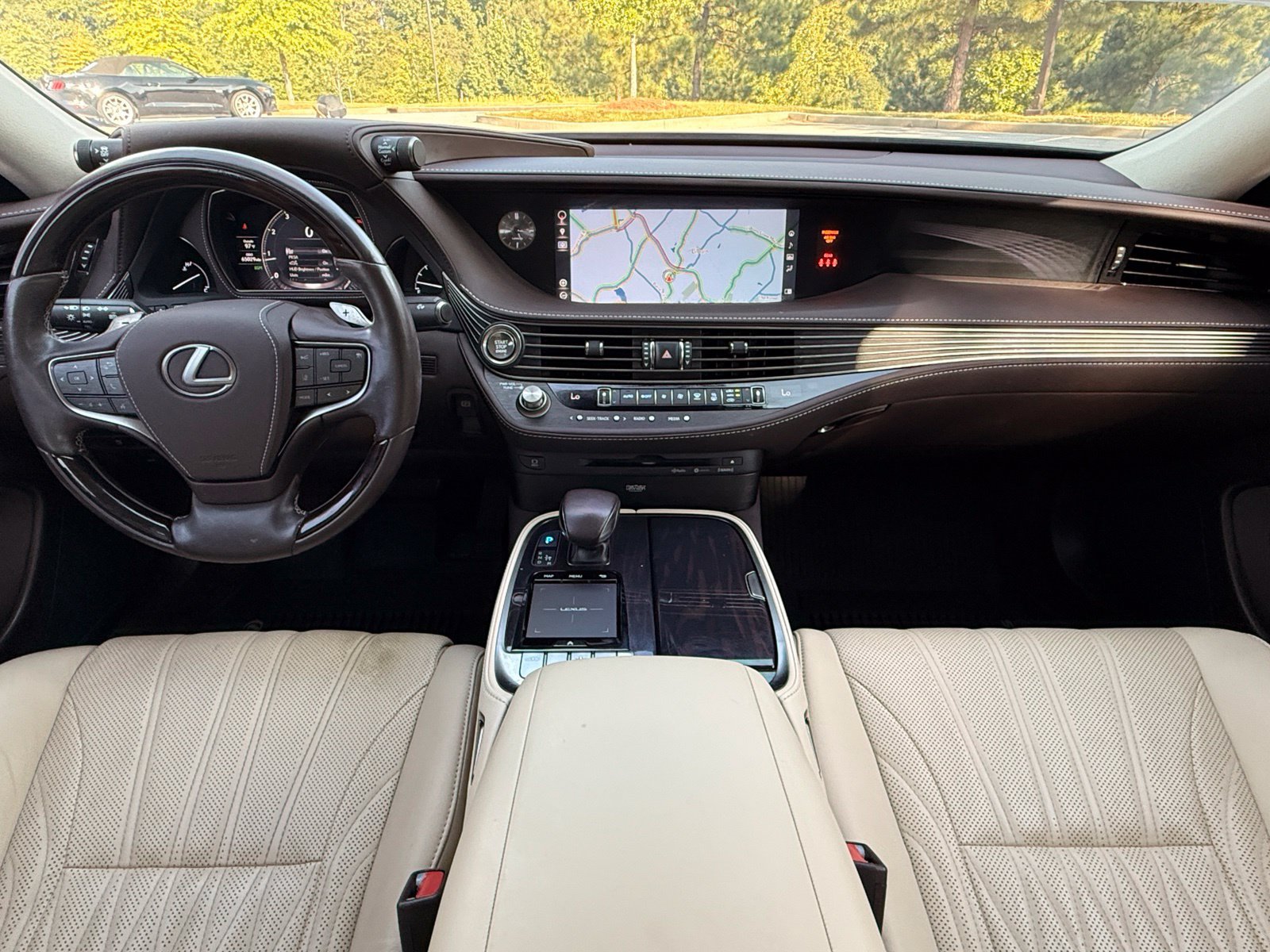 Used 2018 Lexus LS 500 w/ Interior Upgrade Package RWD image 23