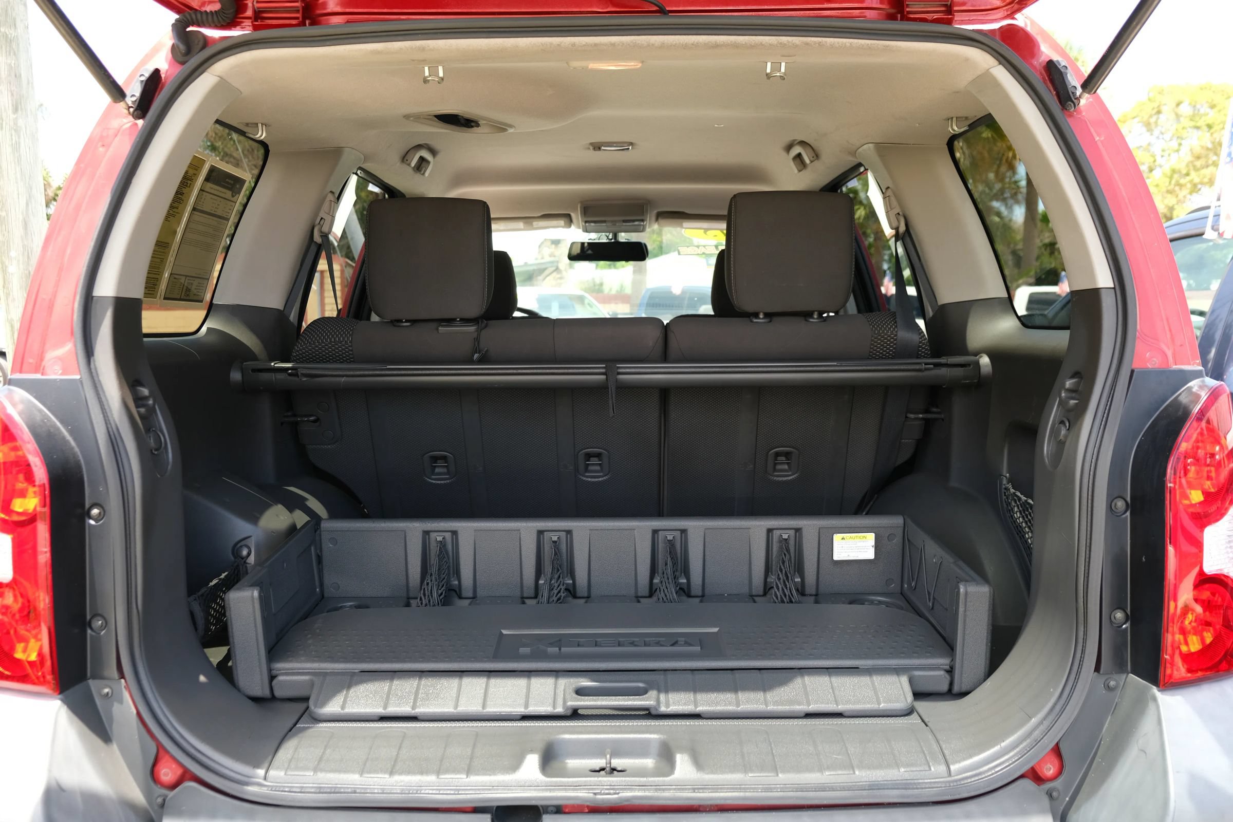 Used 2015 Nissan Xterra PRO-4X AWD/4WD image 13