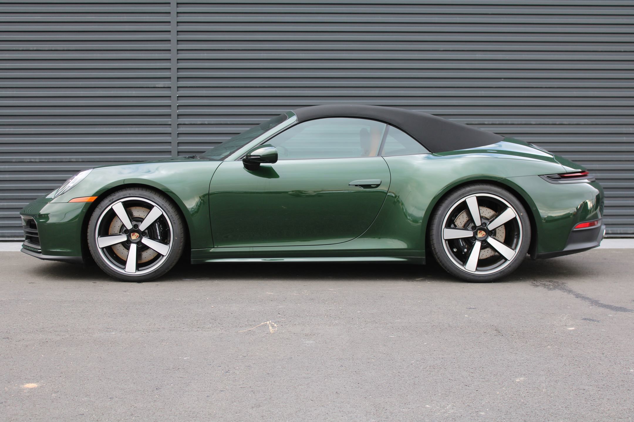 New 2026 Porsche 911 Carrera 4S image 2