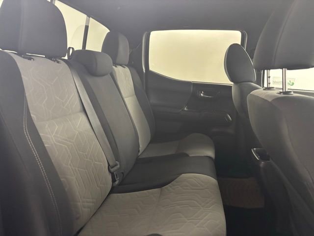 Used 2022 Toyota Tacoma TRD Off-Road RWD image 15