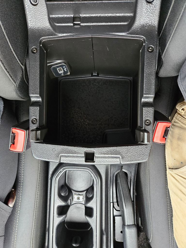 Used 2018 Jeep Wrangler Unlimited Sport S AWD/4WD image 18