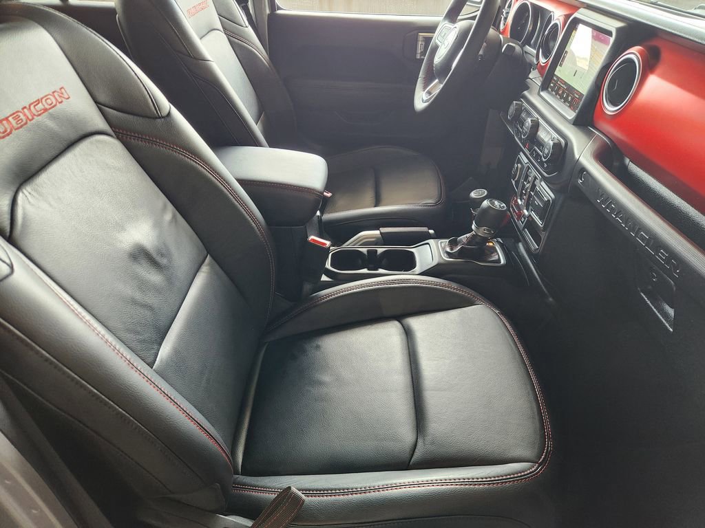 Used 2018 Jeep Wrangler Unlimited Rubicon AWD/4WD image 14