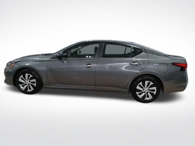 Certified 2025 Nissan Altima 2.5 S image 2