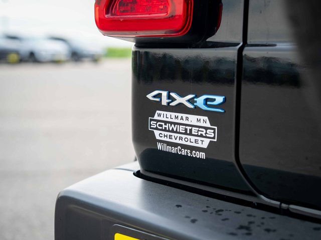 Used 2024 Jeep Wrangler Unlimited Sahara image 10