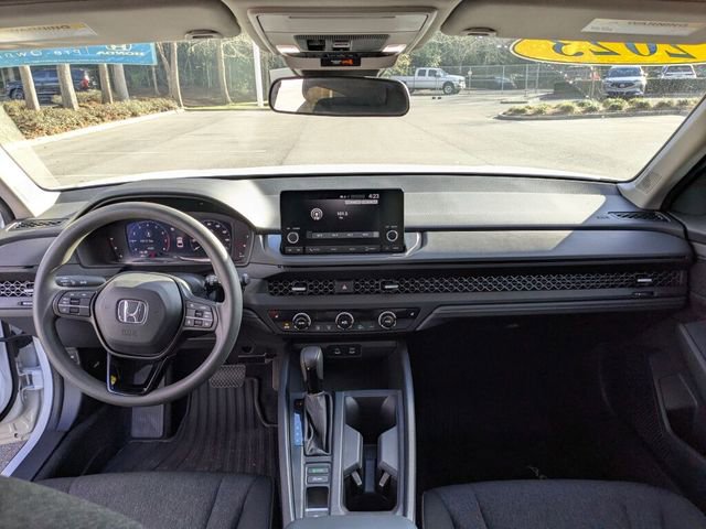 Certified 2023 Honda Accord EX image 13