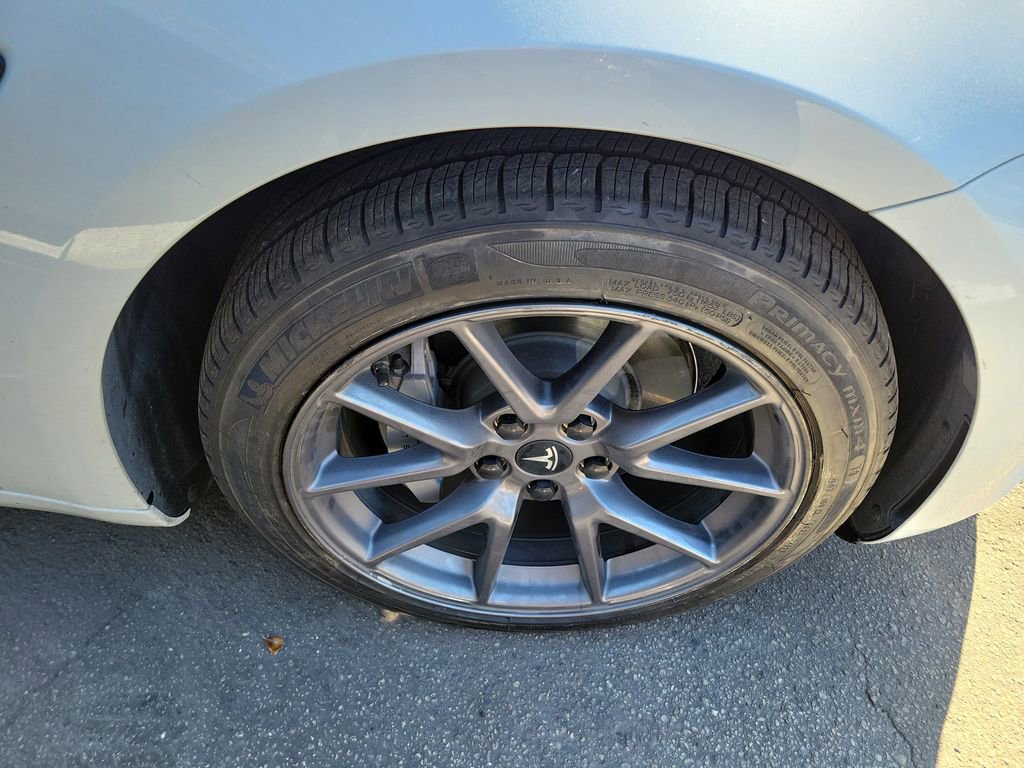 Used 2023 Tesla Model 3 Standard Range image 16