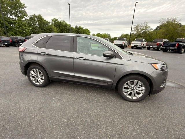 Used 2023 Ford Edge Titanium w/ Class II Trailer Tow Package AWD/4WD image 15
