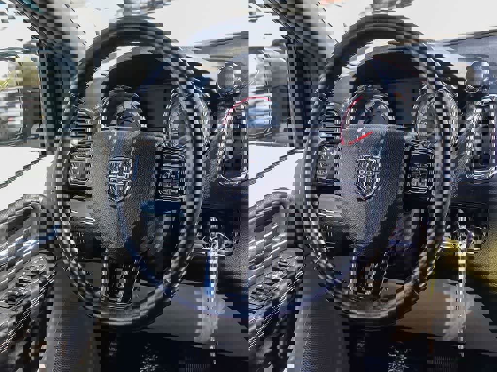 Certified 2019 Dodge Grand Caravan SXT image 14