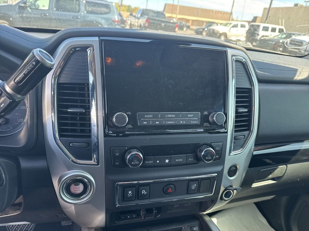 Used 2020 Nissan Titan SV w/ SV Convenience Package image 27