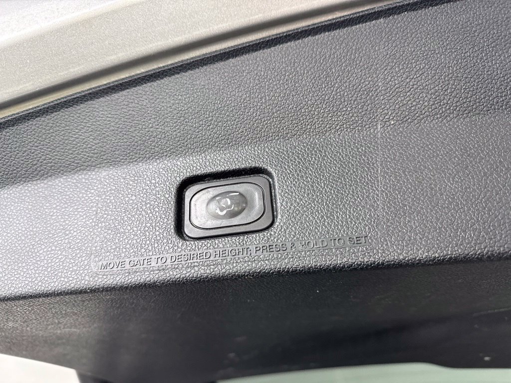 Used 2018 Ford Explorer Limited AWD/4WD image 51