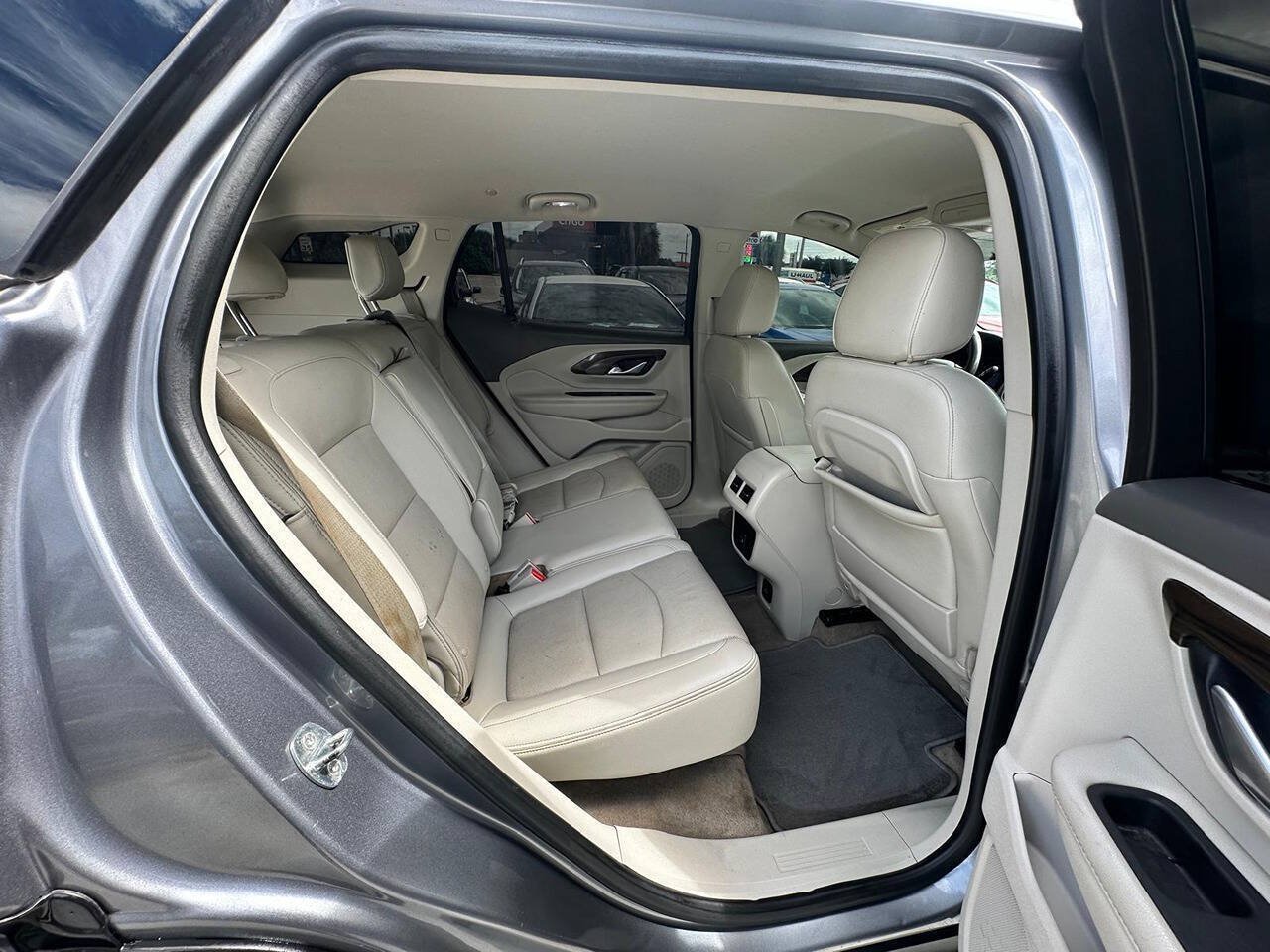 Used 2019 GMC Terrain Denali w/ Driver Alert Package II FWD image 14