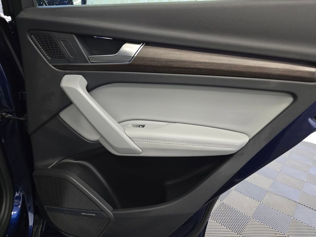 Certified 2025 Audi Q5 2.0T Premium Plus w/ Premium Plus Package image 26