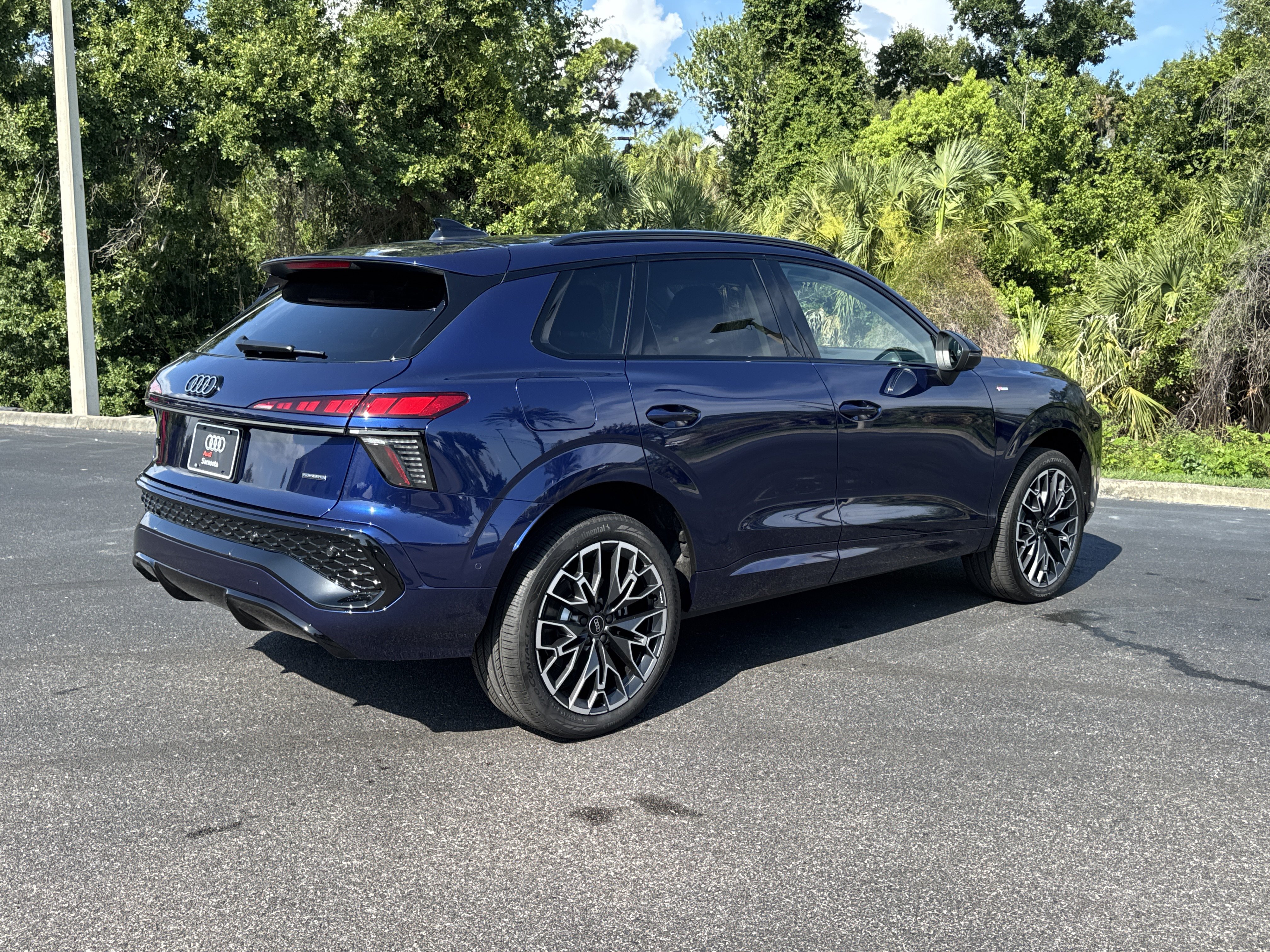 New 2026 Audi Q3 quattro 2.0T AWD/4WD image 4